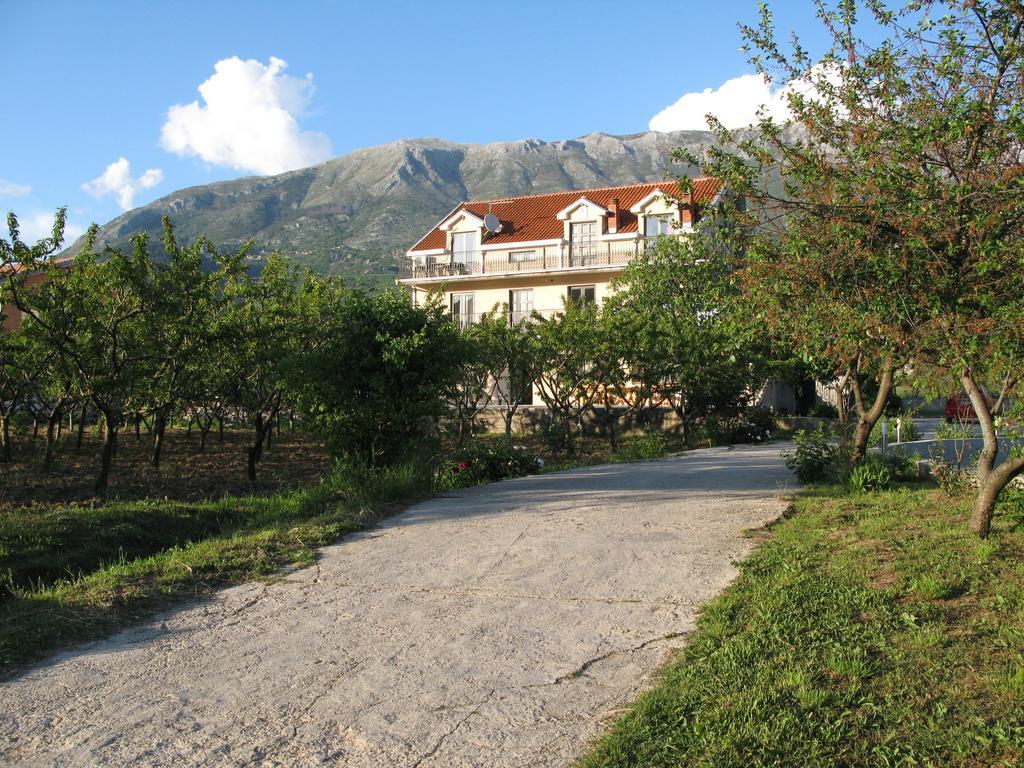 Apartments Ivetic Kotor Eksteriør billede